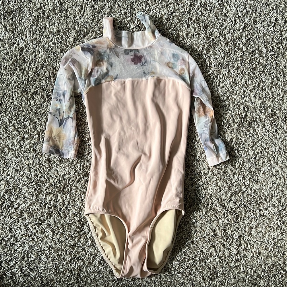 Eleve Dancewear leotard size medium